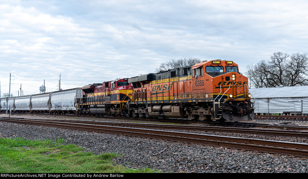 BNSF Grain Charges Tower 17